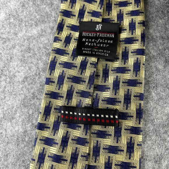 Designer - Hickey Freeman Hand folded in the USA - 100% Italian silk necktie - Picture 2 of 3